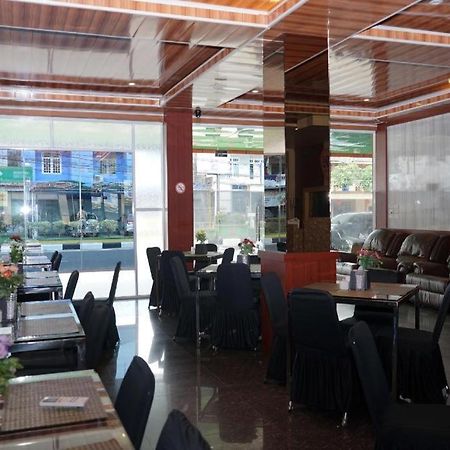 Ren'Z Hotel Pangkal Pinang Eksteriør bilde
